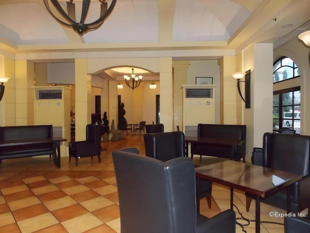 Planta Centro Bacolod Hotel & Residences Eksteriør bilde