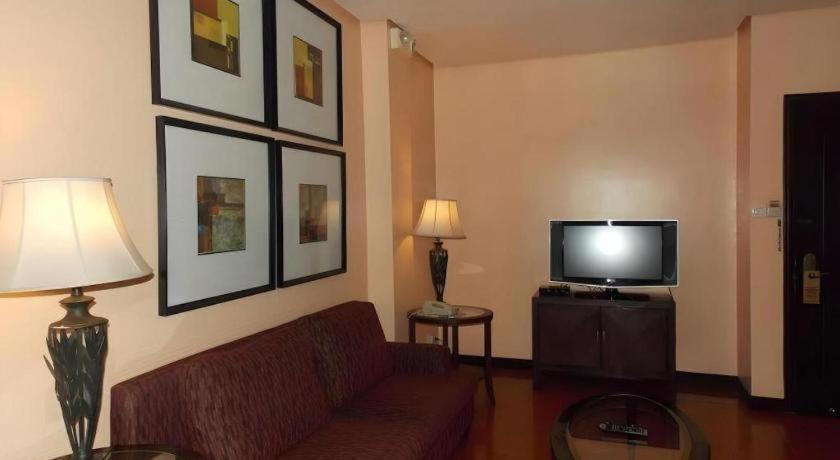 Planta Centro Bacolod Hotel & Residences Eksteriør bilde