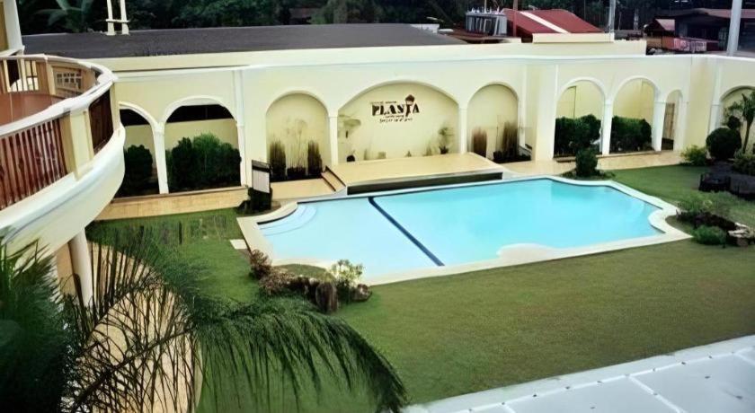 Planta Centro Bacolod Hotel & Residences Eksteriør bilde