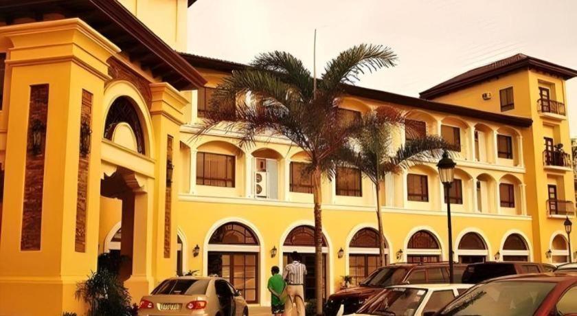 Planta Centro Bacolod Hotel & Residences Eksteriør bilde