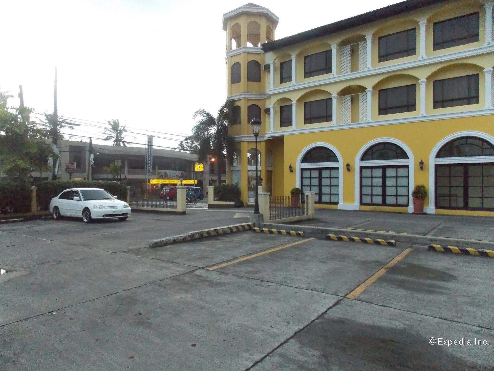 Planta Centro Bacolod Hotel & Residences Eksteriør bilde